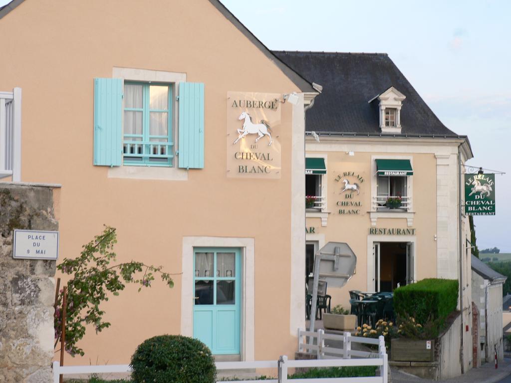 Auberge Du Cheval Blanc Beaumont-Pied-de-Boeuf  Екстер'єр фото